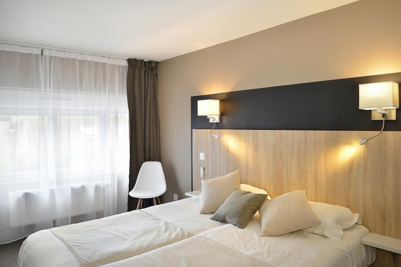Logis Hotel Spa Restaurant Au Site Normand Clécy Esterno foto