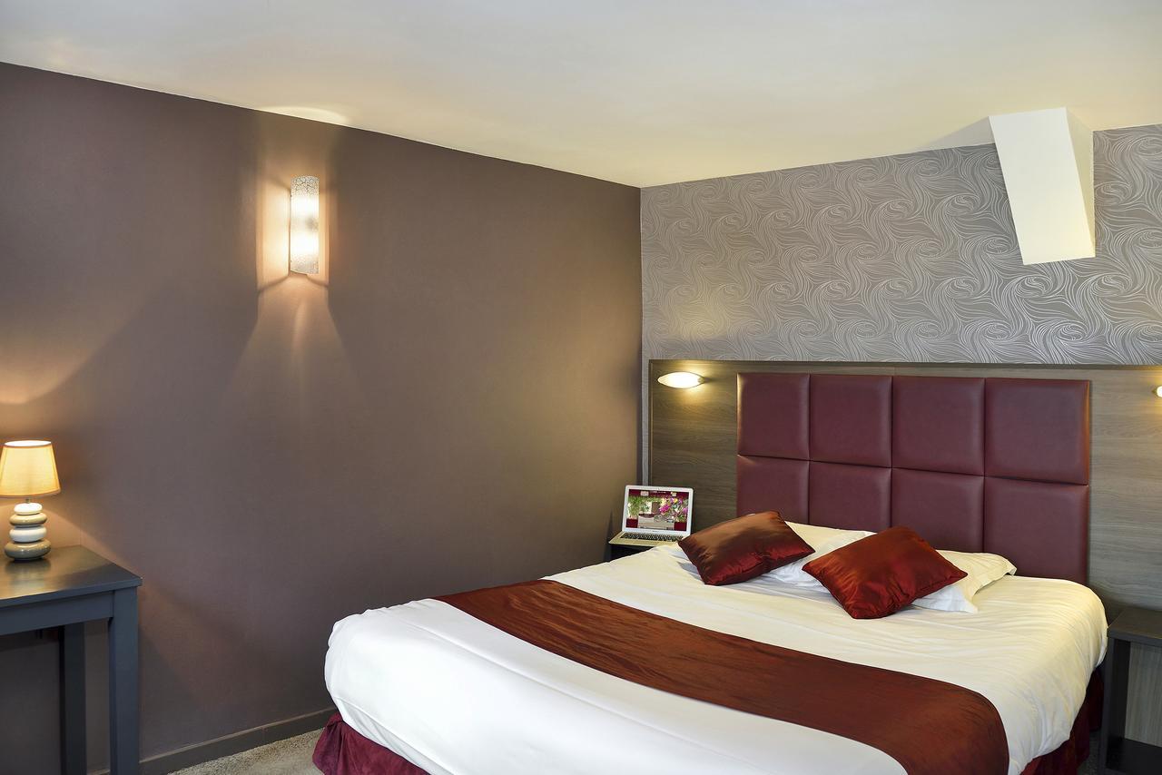 Logis Hotel Spa Restaurant Au Site Normand Clécy Esterno foto