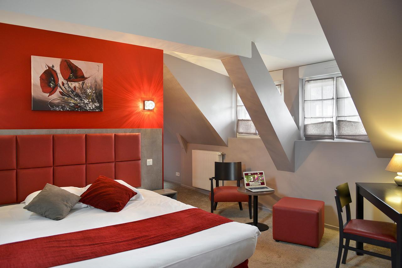 Logis Hotel Spa Restaurant Au Site Normand Clécy Esterno foto